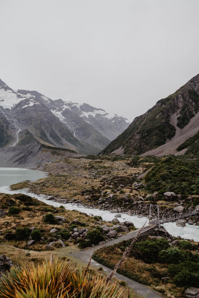 Mont Cook - Hooker Valley Track